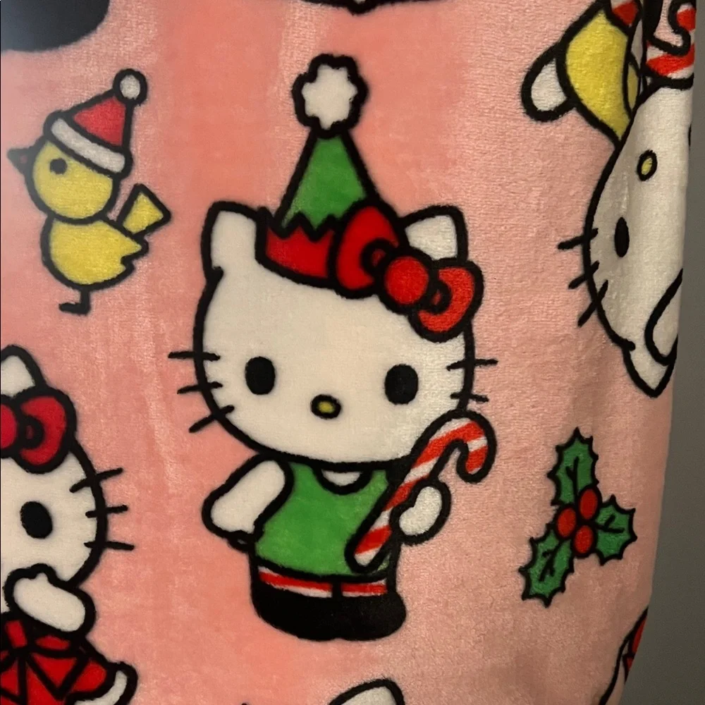 Hello Kitty Holiday Throw